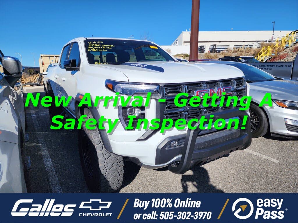 2024 GMC Canyon AT4 Crew Cab 4WD