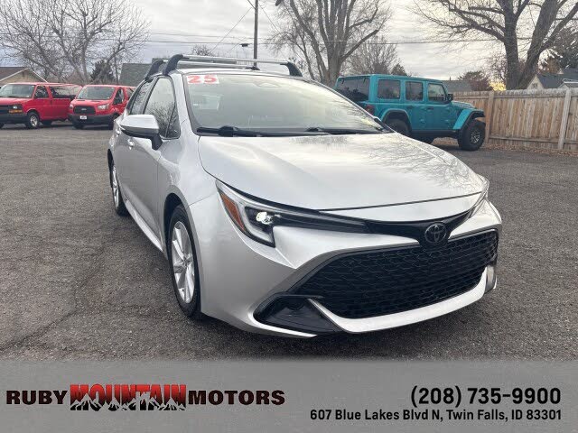 2025 Toyota Corolla Hatchback SE FWD