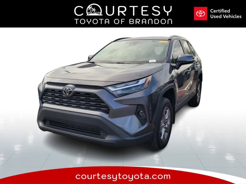 2025 Toyota RAV4 XLE FWD