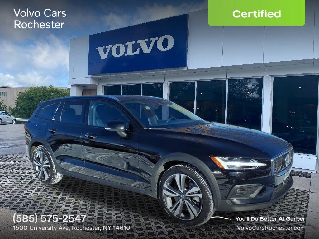 2025 Volvo V60 Cross Country B5 Plus AWD