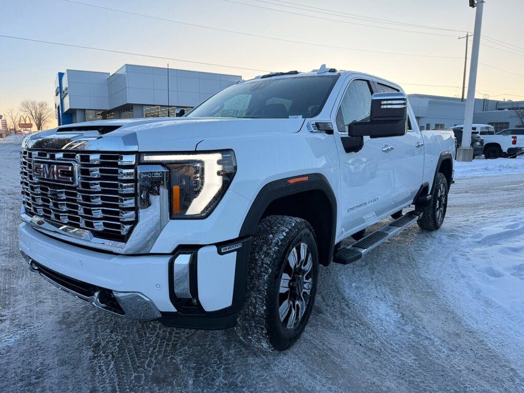 2026 GMC Sierra 3500HD Denali Crew Cab 4WD
