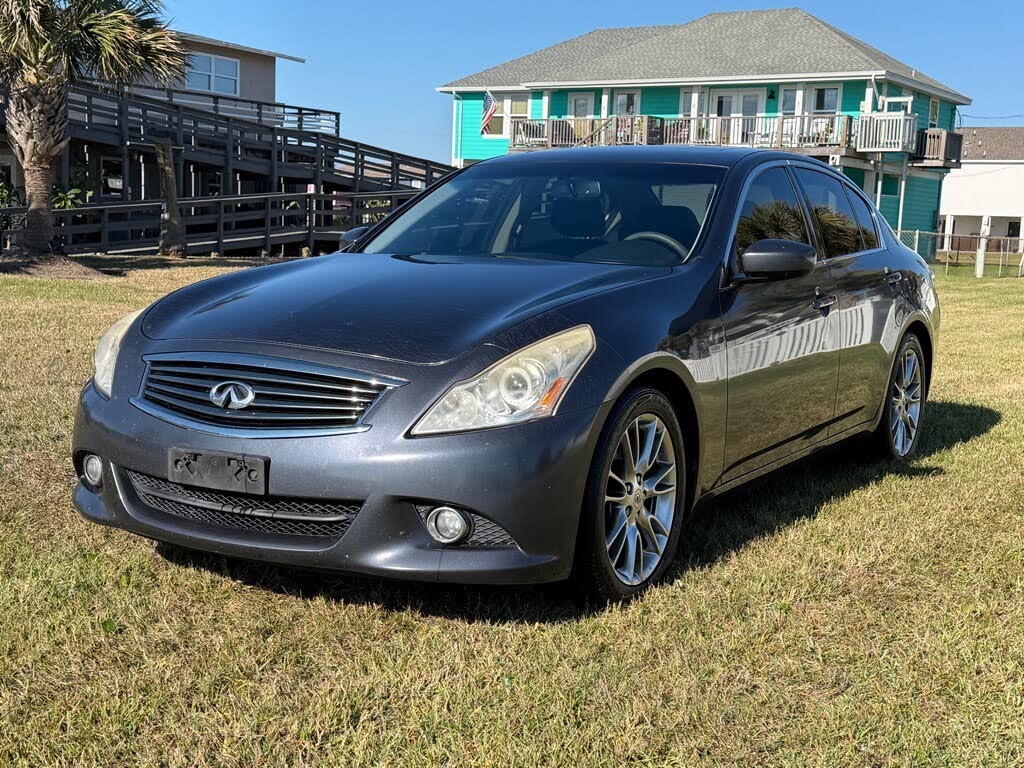 2012 INFINITI G37