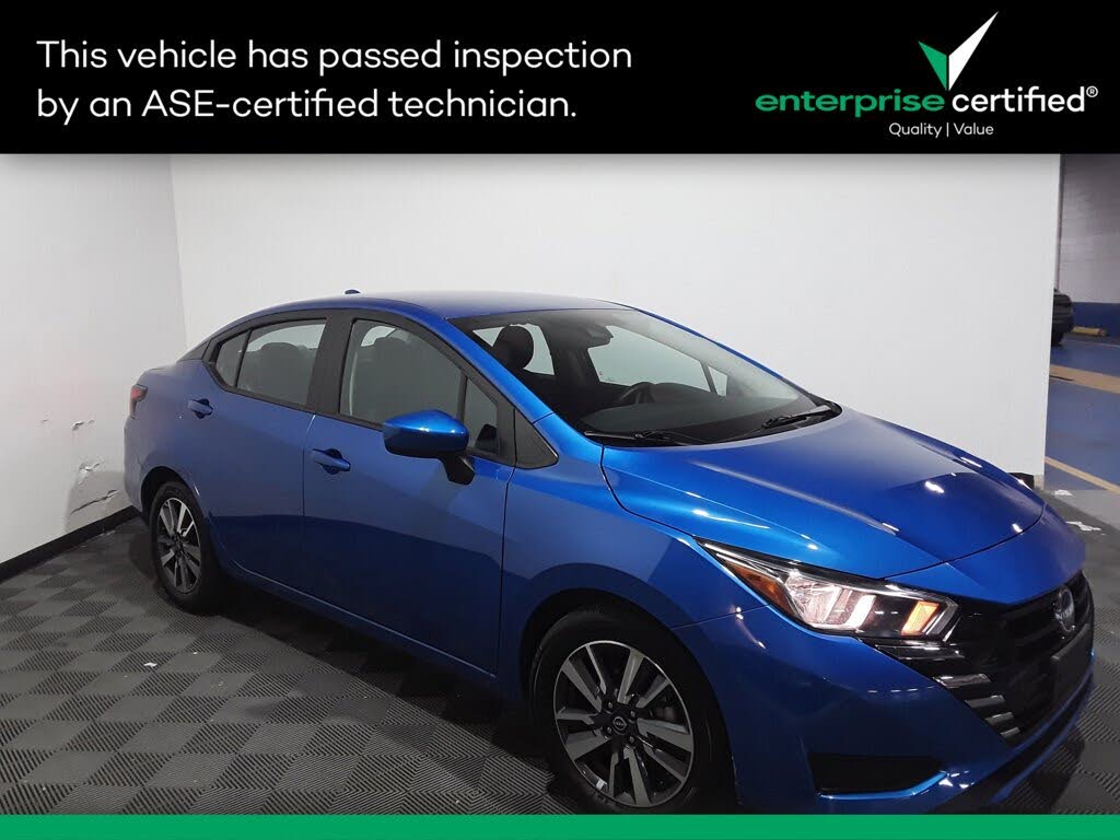 2023 Nissan Versa SV FWD