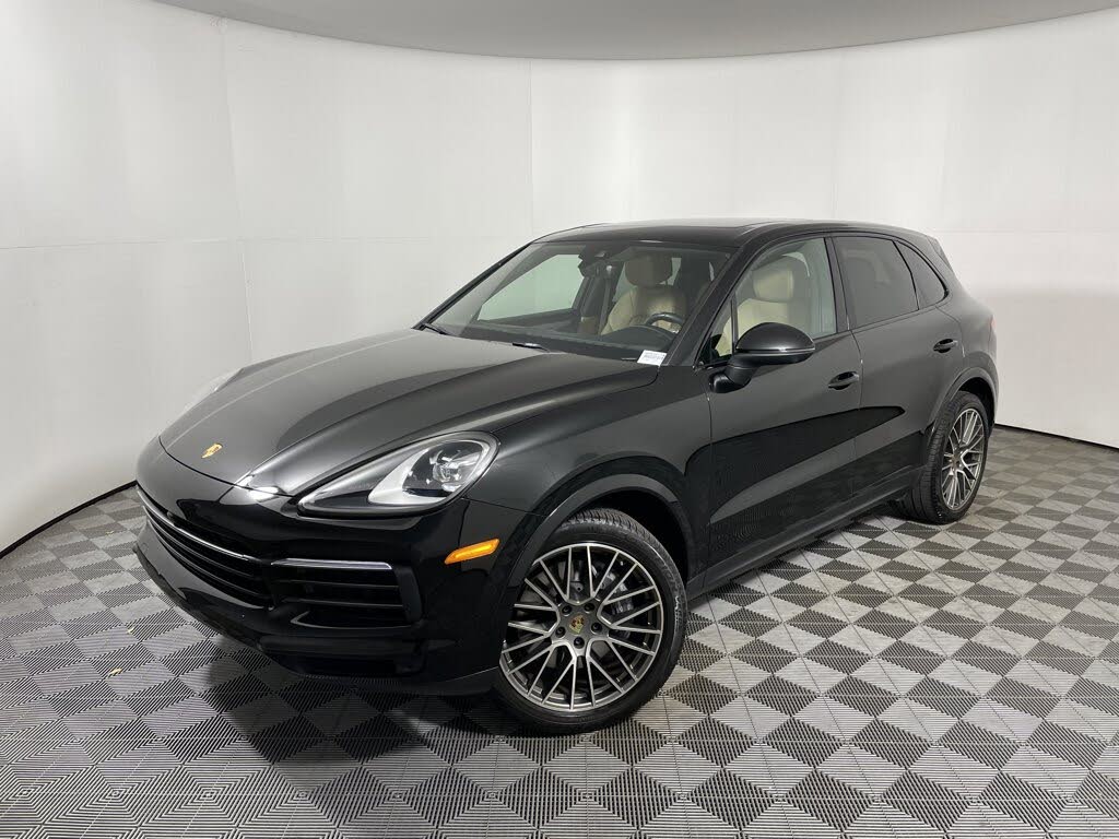 2023 Porsche Cayenne Platinum Edition AWD