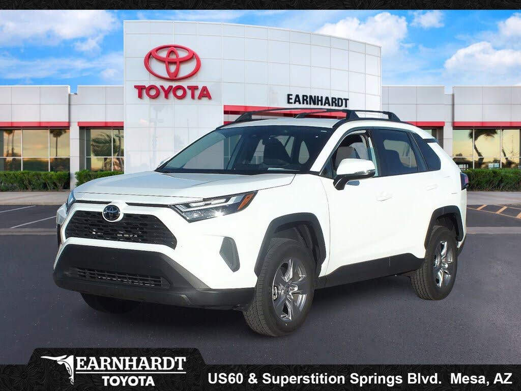 2023 Toyota RAV4 XLE FWD