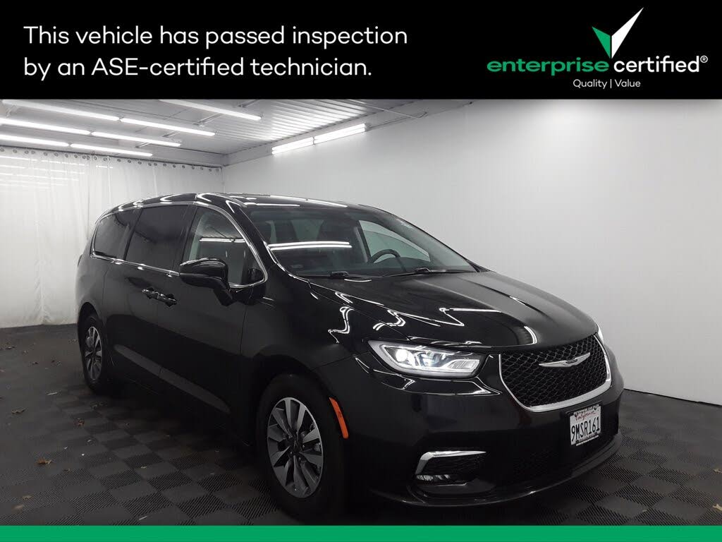 2024 Chrysler Pacifica Hybrid Select FWD