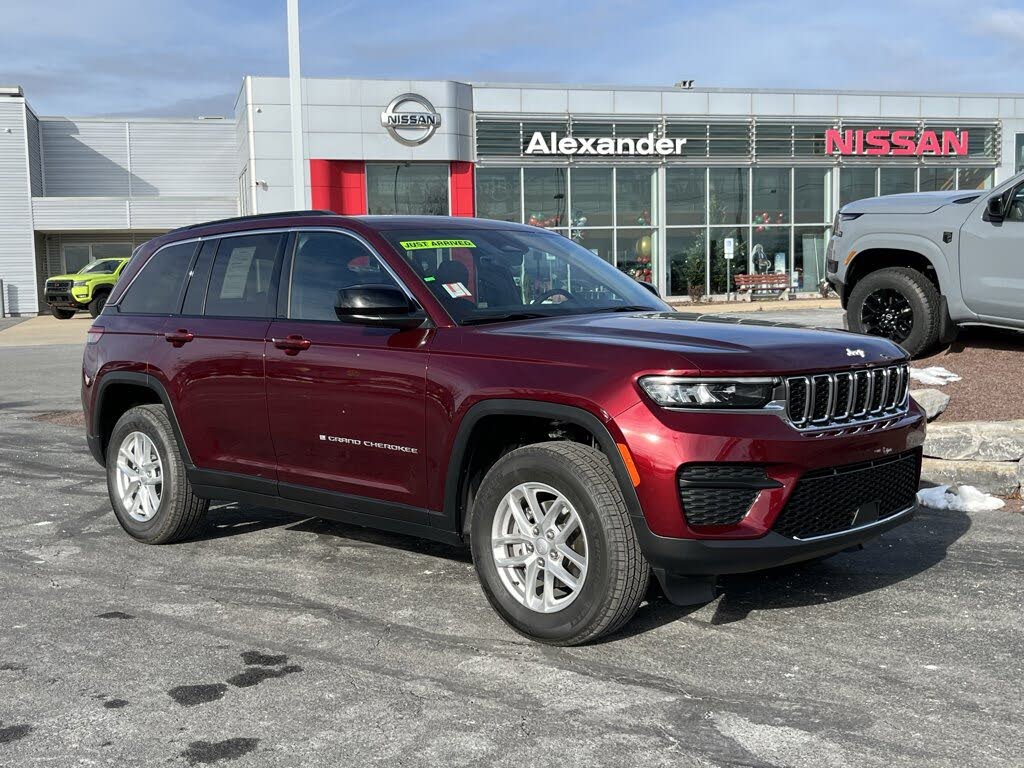 2025 Jeep Grand Cherokee Laredo X 4WD