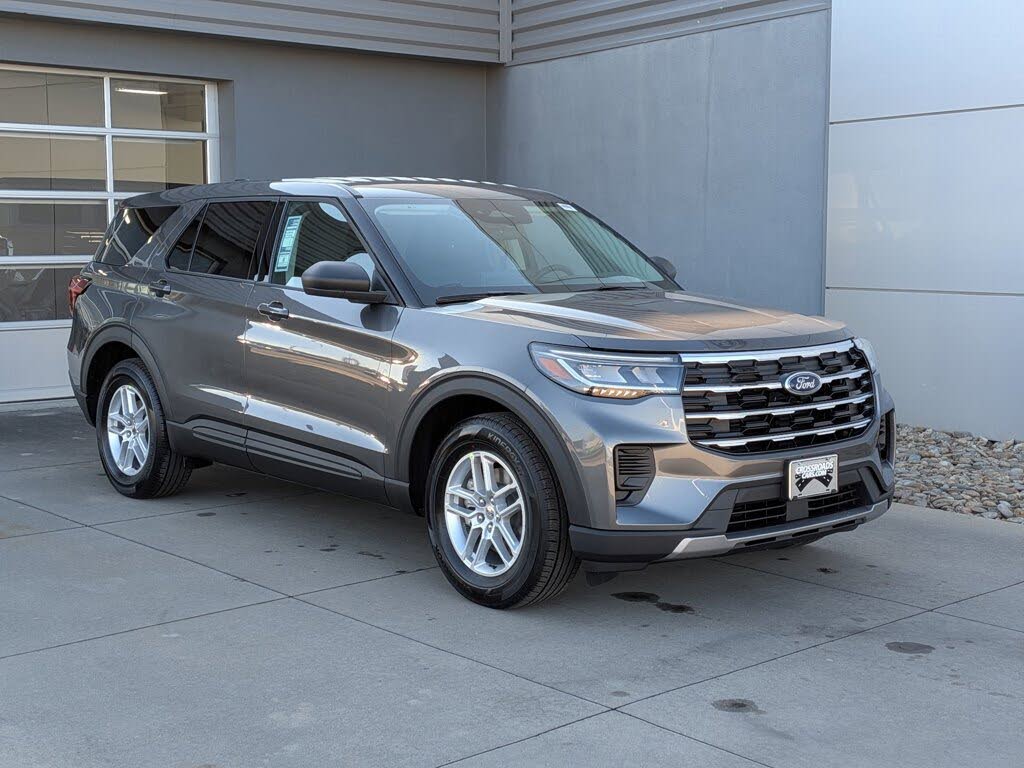 2026 Ford Explorer Active RWD