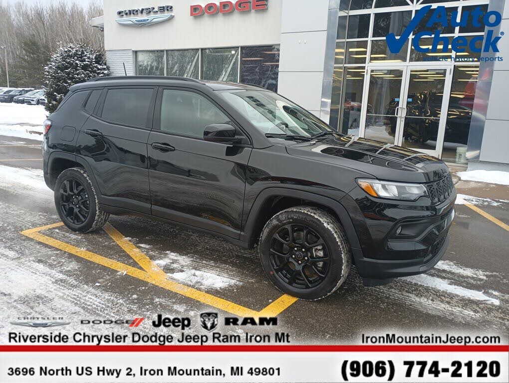 2026 Jeep Compass Latitude Altitude 4WD