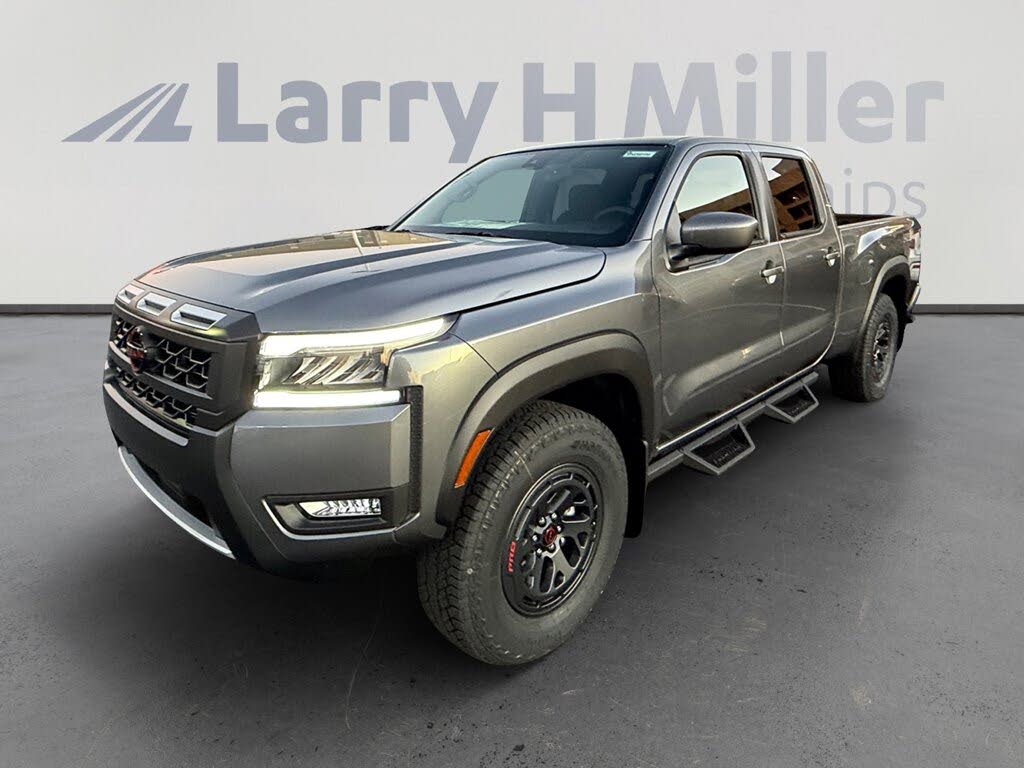 2026 Nissan Frontier PRO-4X Crew Cab LB 4WD