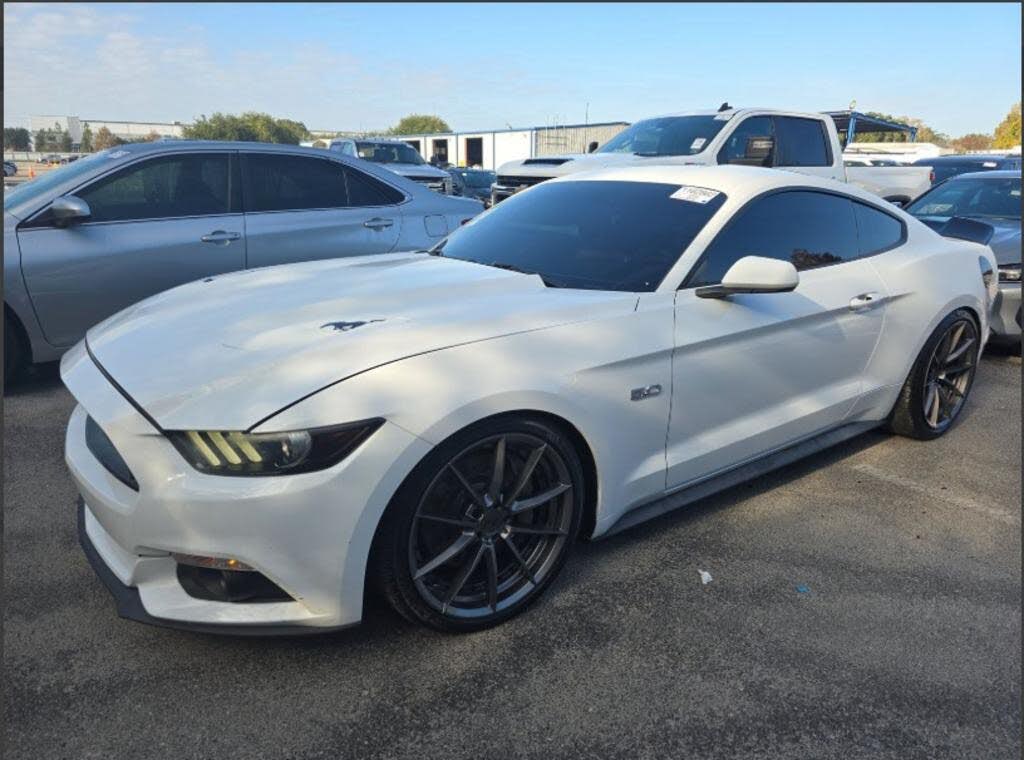 2016 Ford Mustang GT Coupe RWD