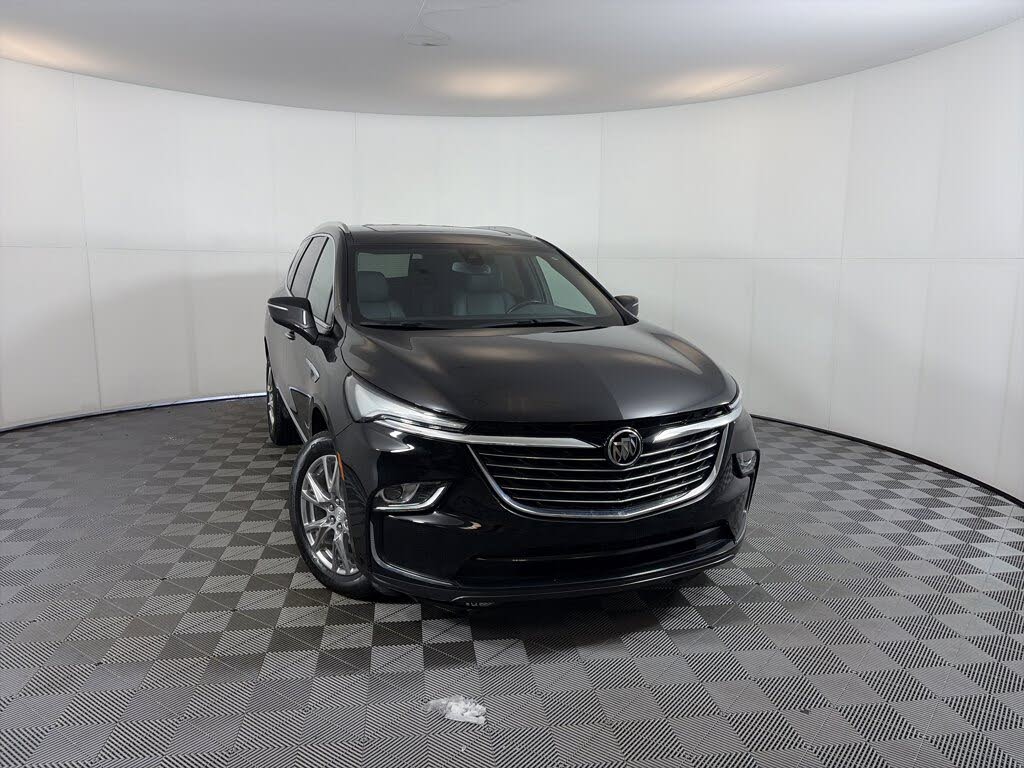2022 Buick Enclave Essence AWD