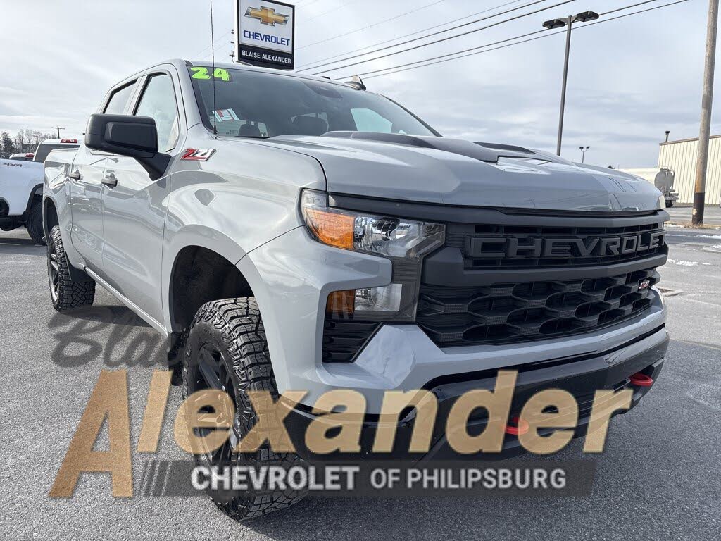 2024 Chevrolet Silverado 1500 Custom Trail Boss Crew Cab 4WD