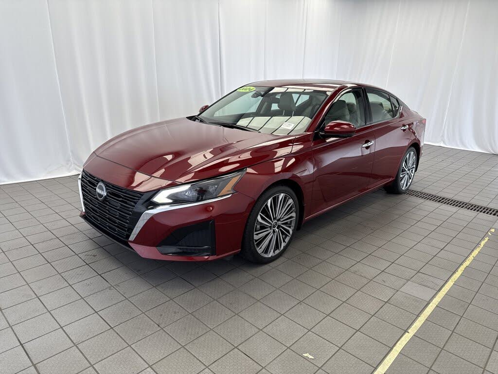 2024 Nissan Altima 2.5 SL FWD