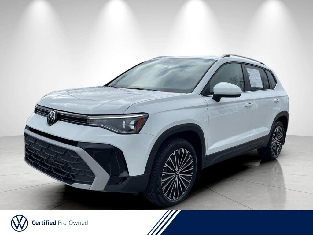 2025 Volkswagen Taos SE FWD