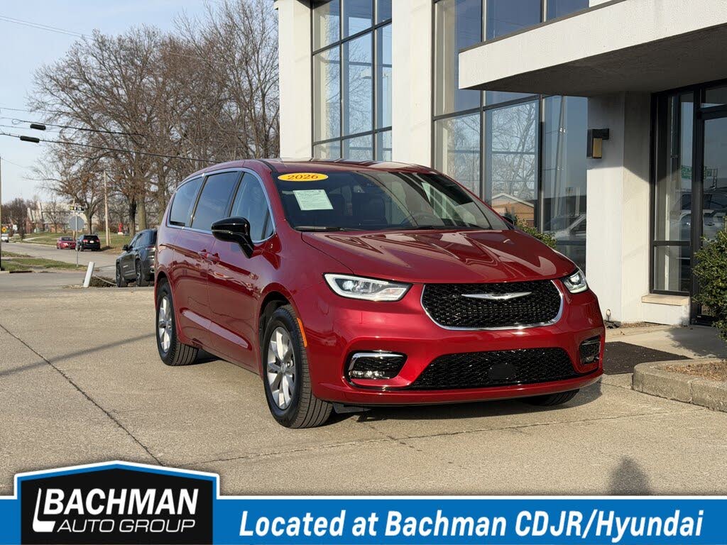 2026 Chrysler Pacifica Select AWD