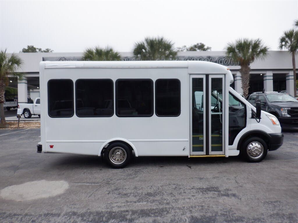 2017 Ford Transit Chassis 350 HD 10360 GVWR SB Cutaway DRW RWD