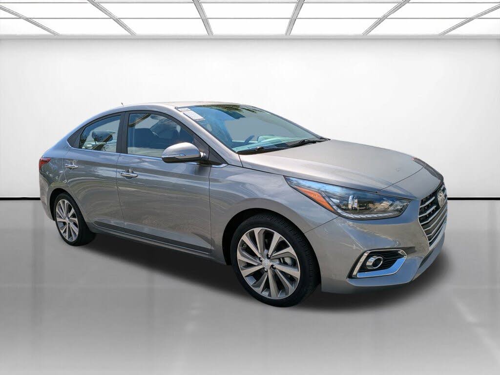2022 Hyundai Accent Limited FWD