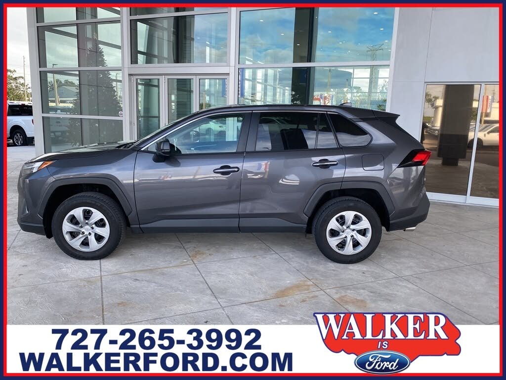 2023 Toyota RAV4 LE FWD