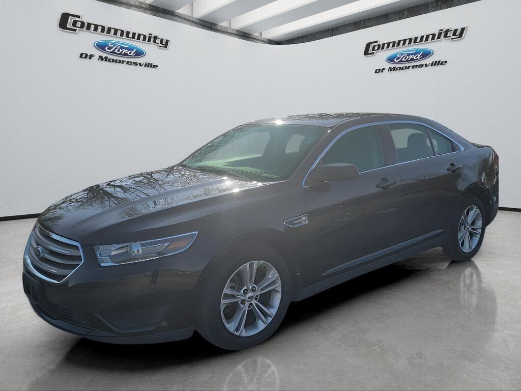2018 Ford Taurus SE FWD