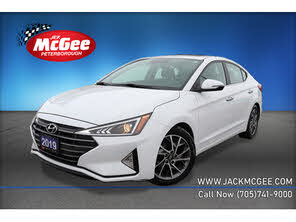 Hyundai Elantra Luxury FWD