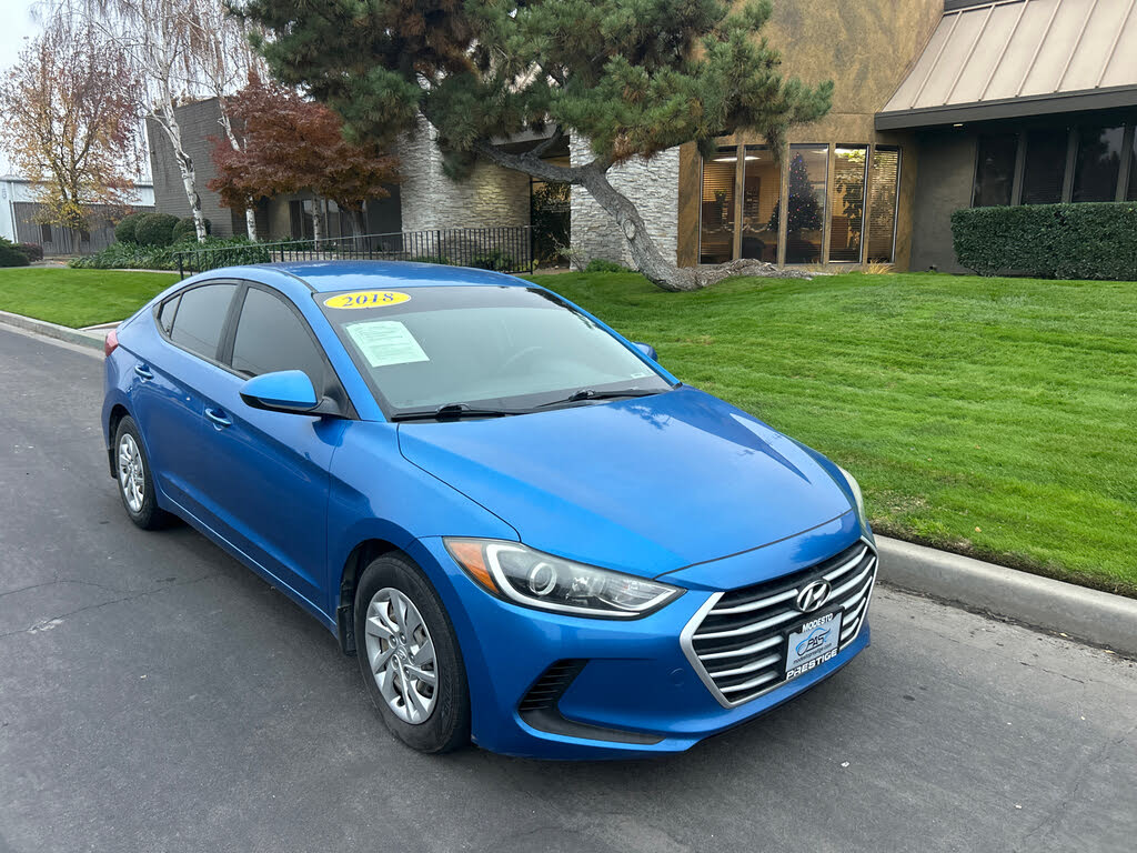 2018 Hyundai Elantra SE FWD
