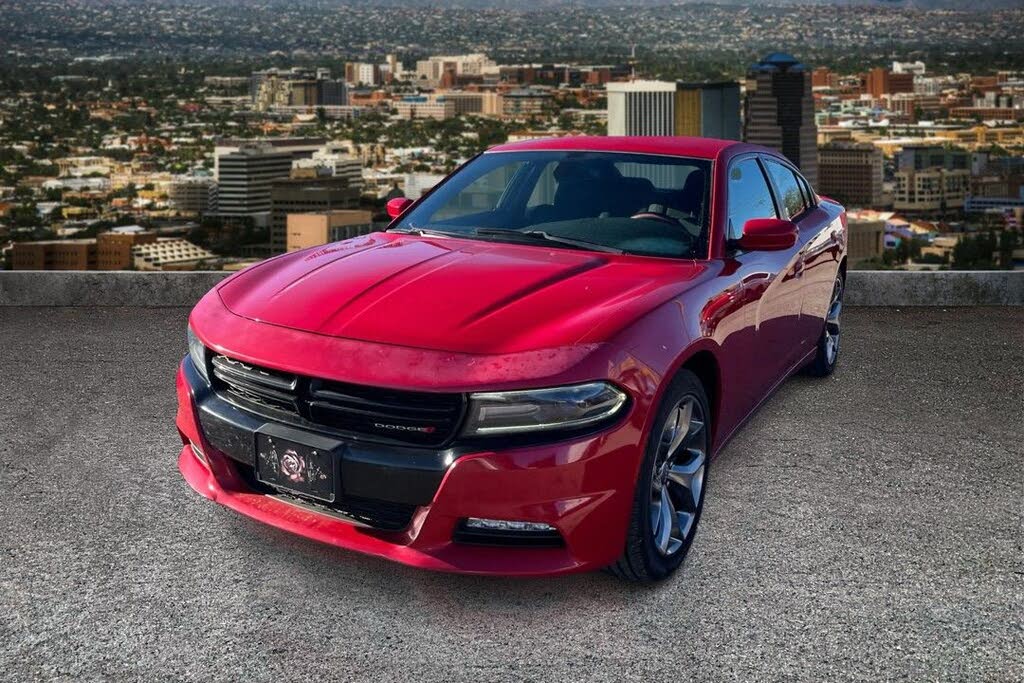2016 Dodge Charger SXT RWD