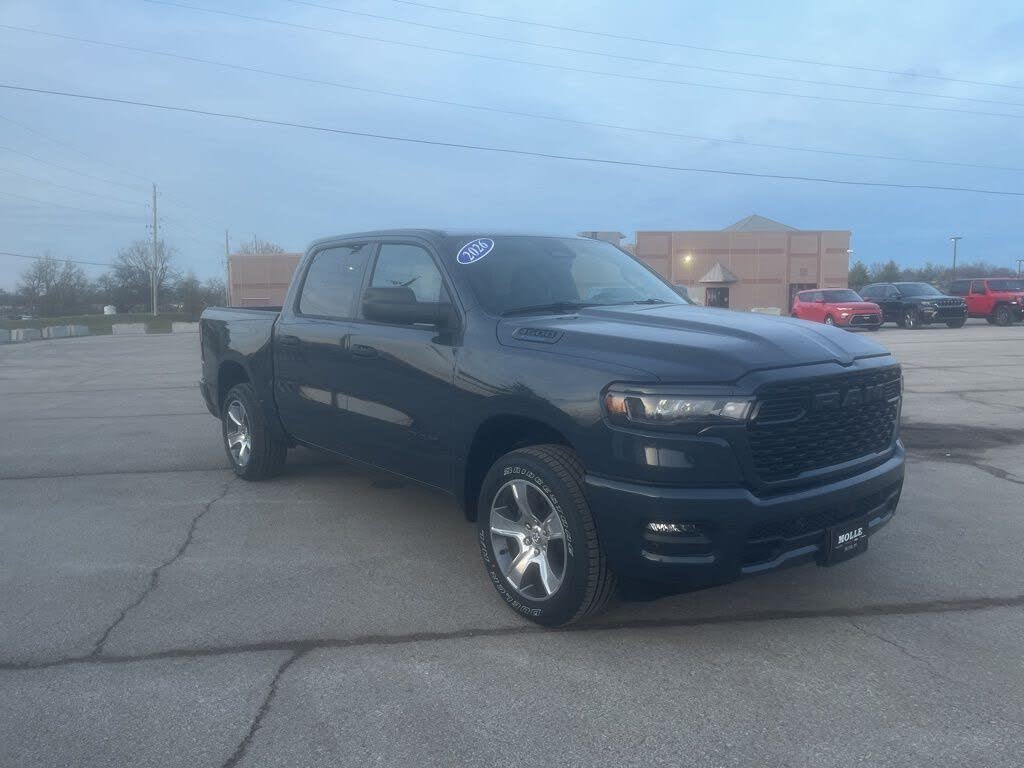 2026 RAM 1500 Express Crew Cab 4WD