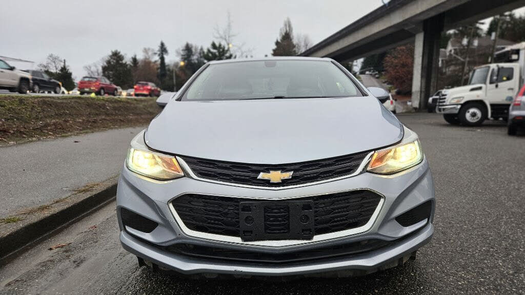 2017 Chevrolet Cruze LT Sedan FWD