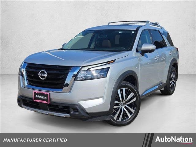 2023 Nissan Pathfinder Platinum FWD