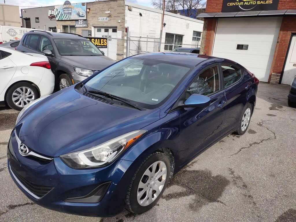 Hyundai Elantra GL FWD 2016