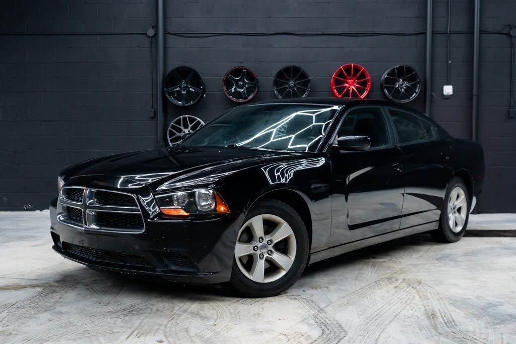 2013 Dodge Charger SE RWD