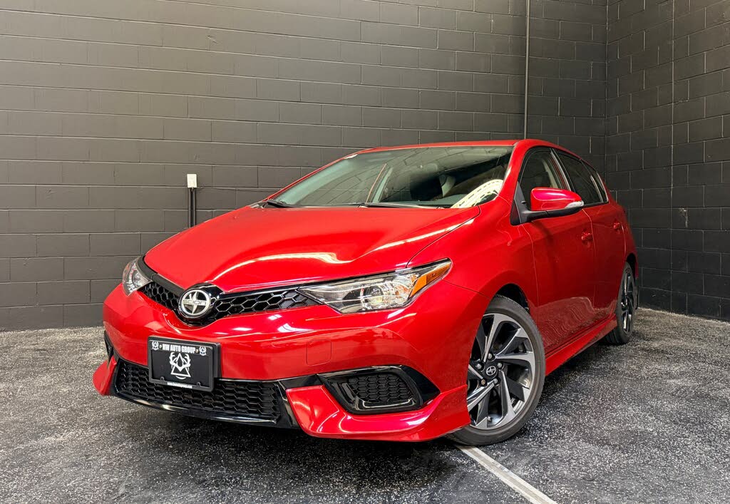 2016 Scion iM Base