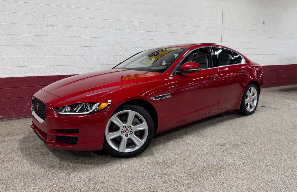 2018 Jaguar XE 25t Prestige AWD