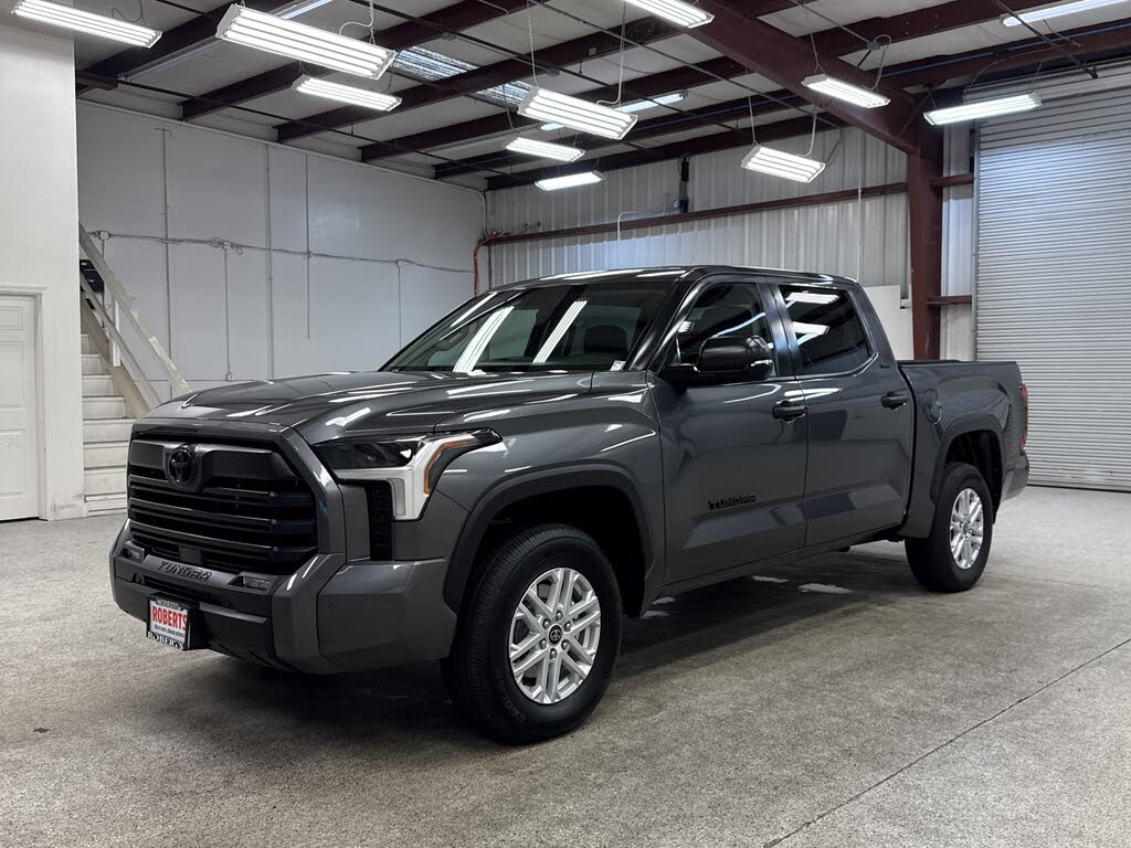 2024 Toyota Tundra SR5 CrewMax Cab 4WD