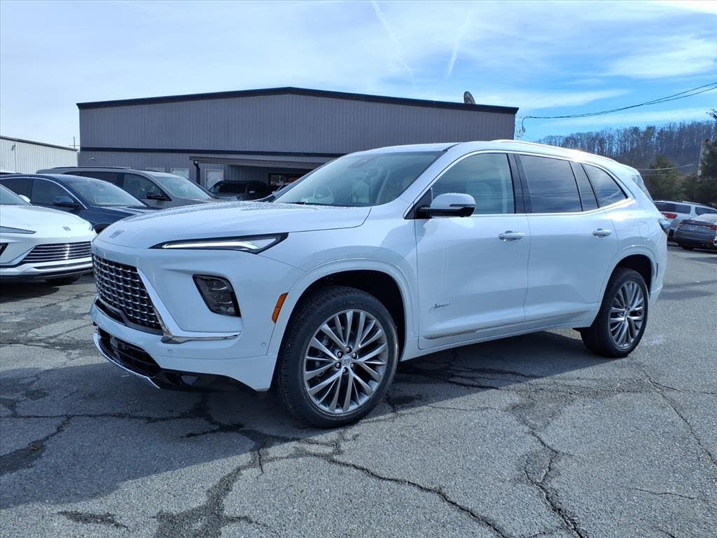 2026 Buick Enclave Avenir FWD