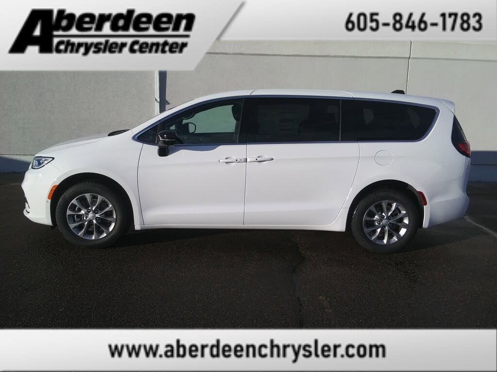 2026 Chrysler Pacifica Select AWD
