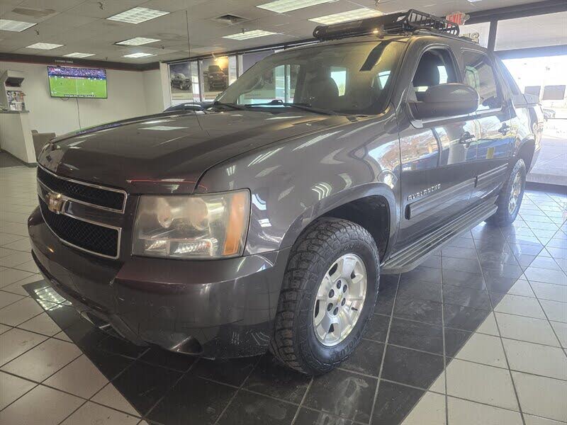 2011 Chevrolet Avalanche LS 4WD