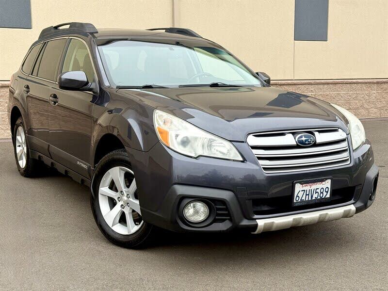 2013 Subaru Outback 2.5i Limited