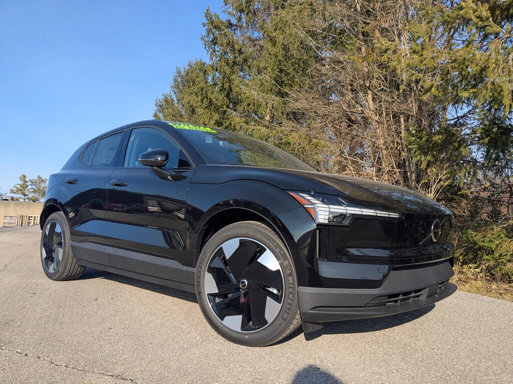 2025 Volvo EX30 Twin Plus eAWD