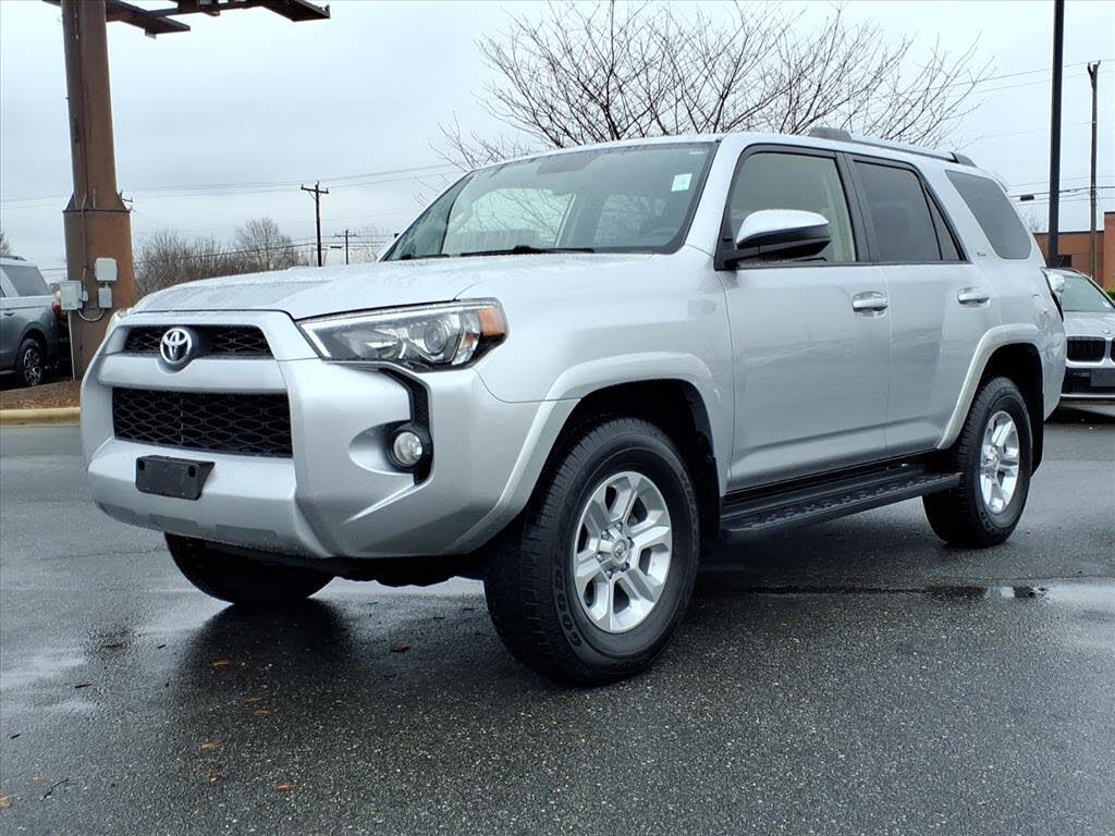 2019 Toyota 4Runner SR5 4WD