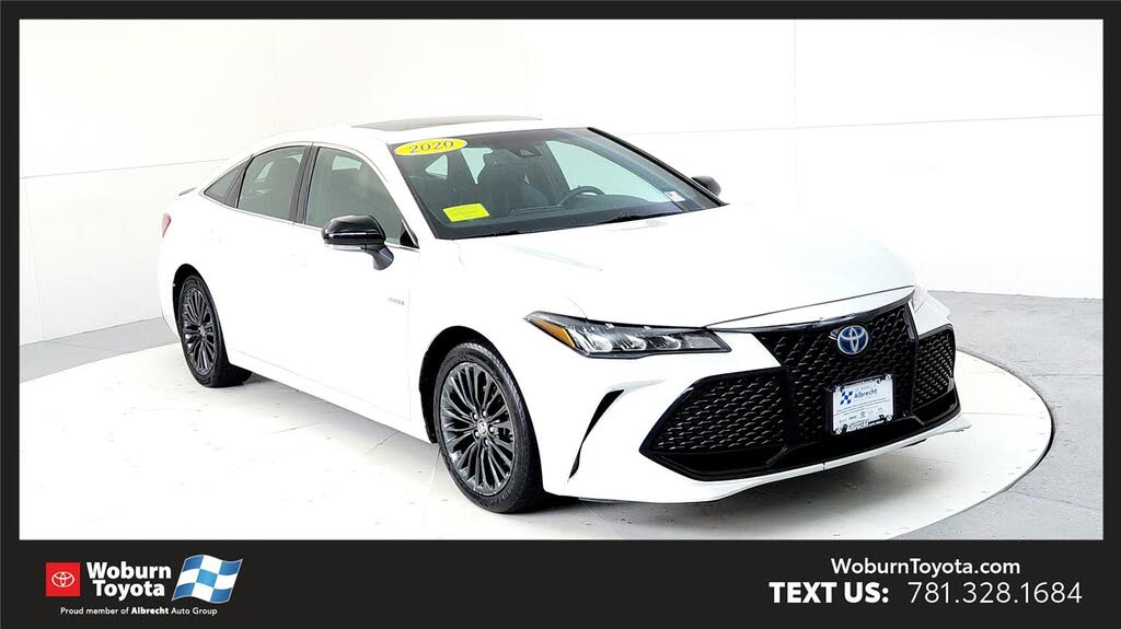 2020 Toyota Avalon Hybrid XSE FWD