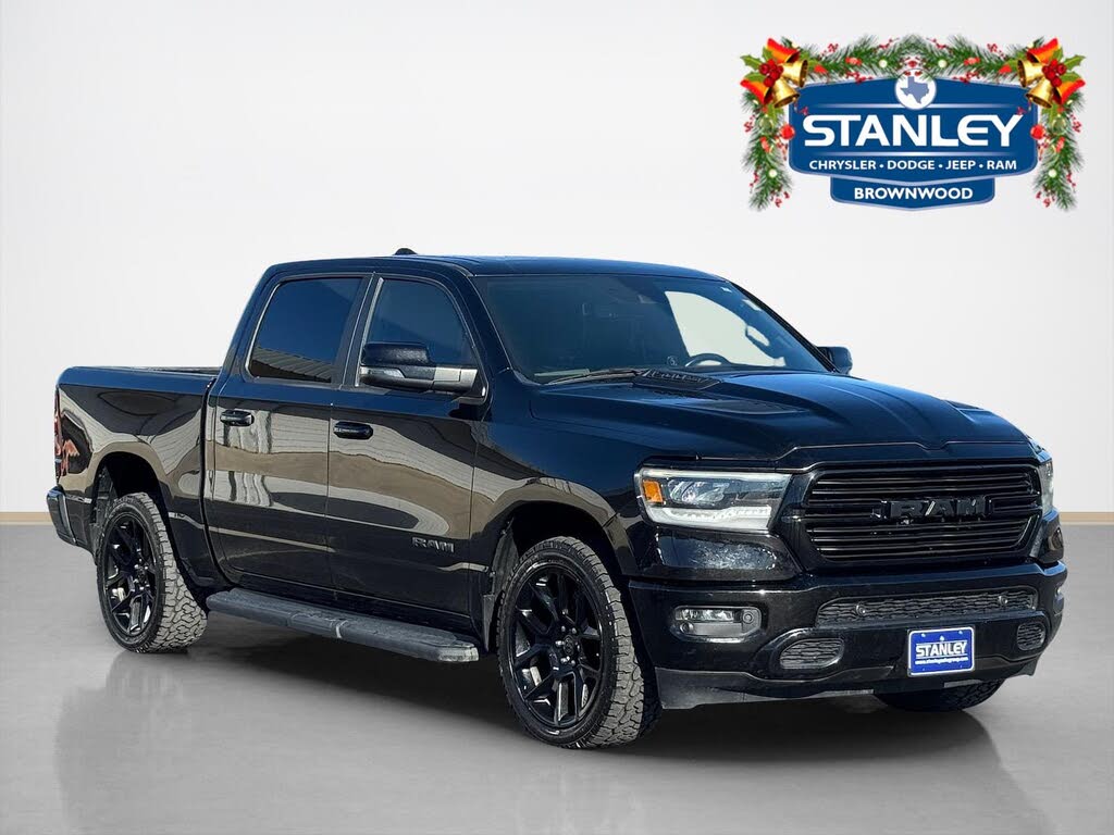 2023 RAM 1500 Laramie Crew Cab 4WD