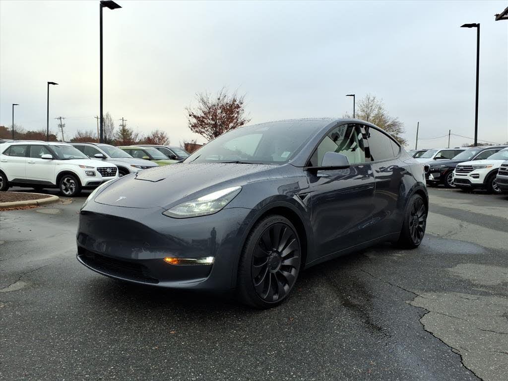 2023 Tesla Model Y Performance AWD