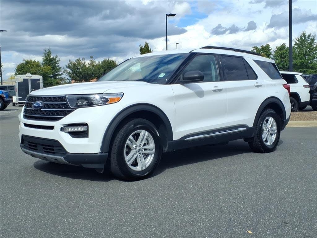 2024 Ford Explorer XLT AWD
