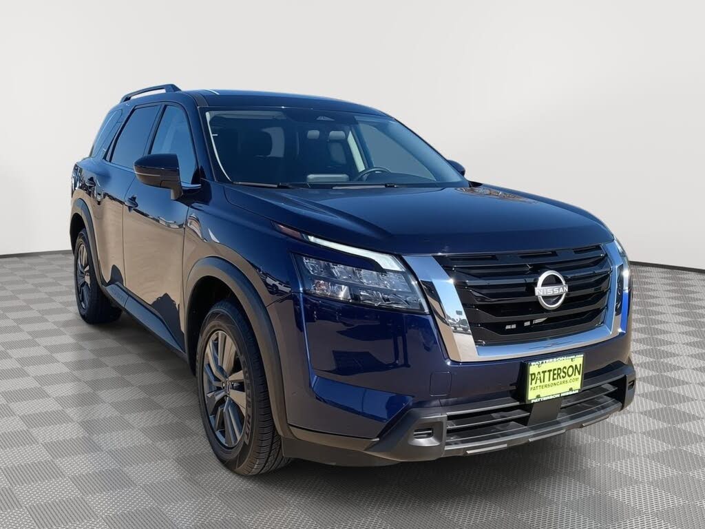 2024 Nissan Pathfinder SV FWD