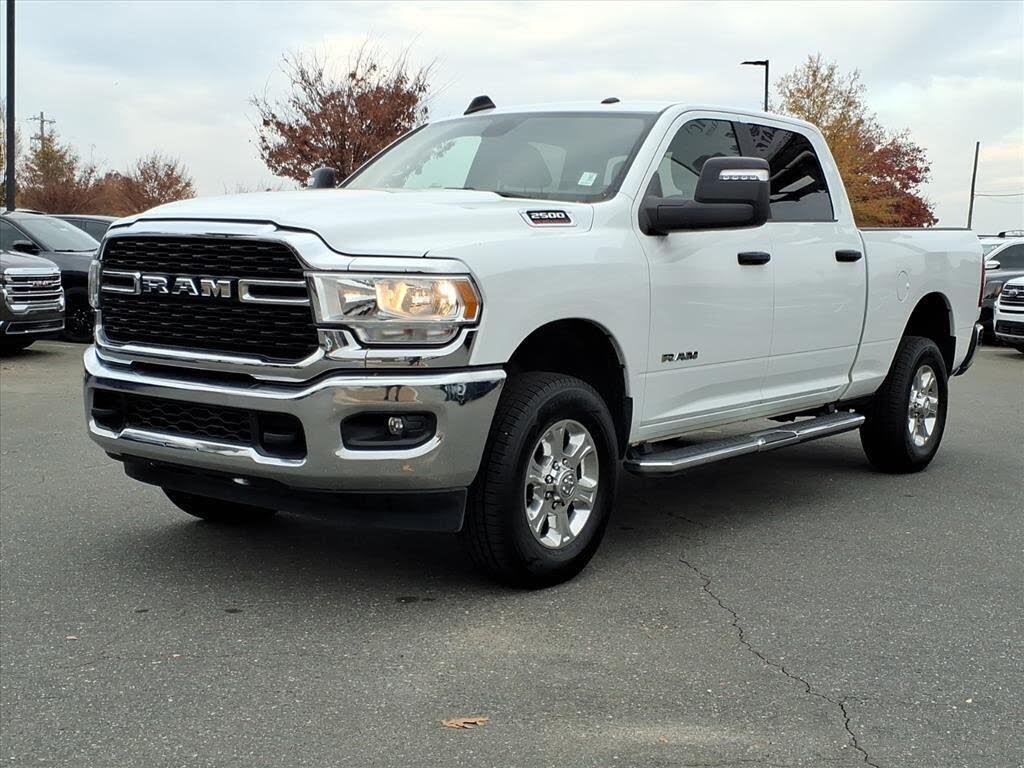 2024 RAM 2500 Big Horn Crew Cab 4WD