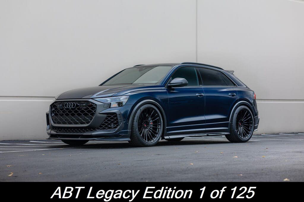 2025 Audi RS Q8 4.0T quattro Performance