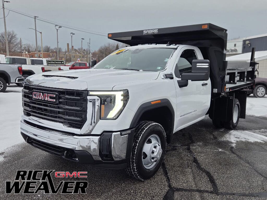 2026 GMC Sierra 3500HD Chassis Pro Regular Cab 4WD