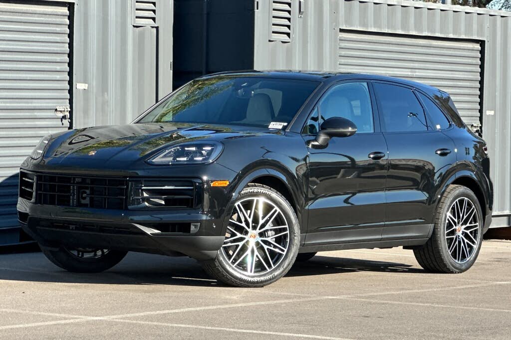 2026 Porsche Cayenne AWD